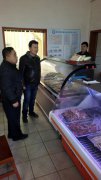 新密市曲梁镇食药监所检查饭店环境卫生