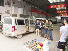 4男子开面包车"扫街"见啥偷啥 涉案金额10余万元